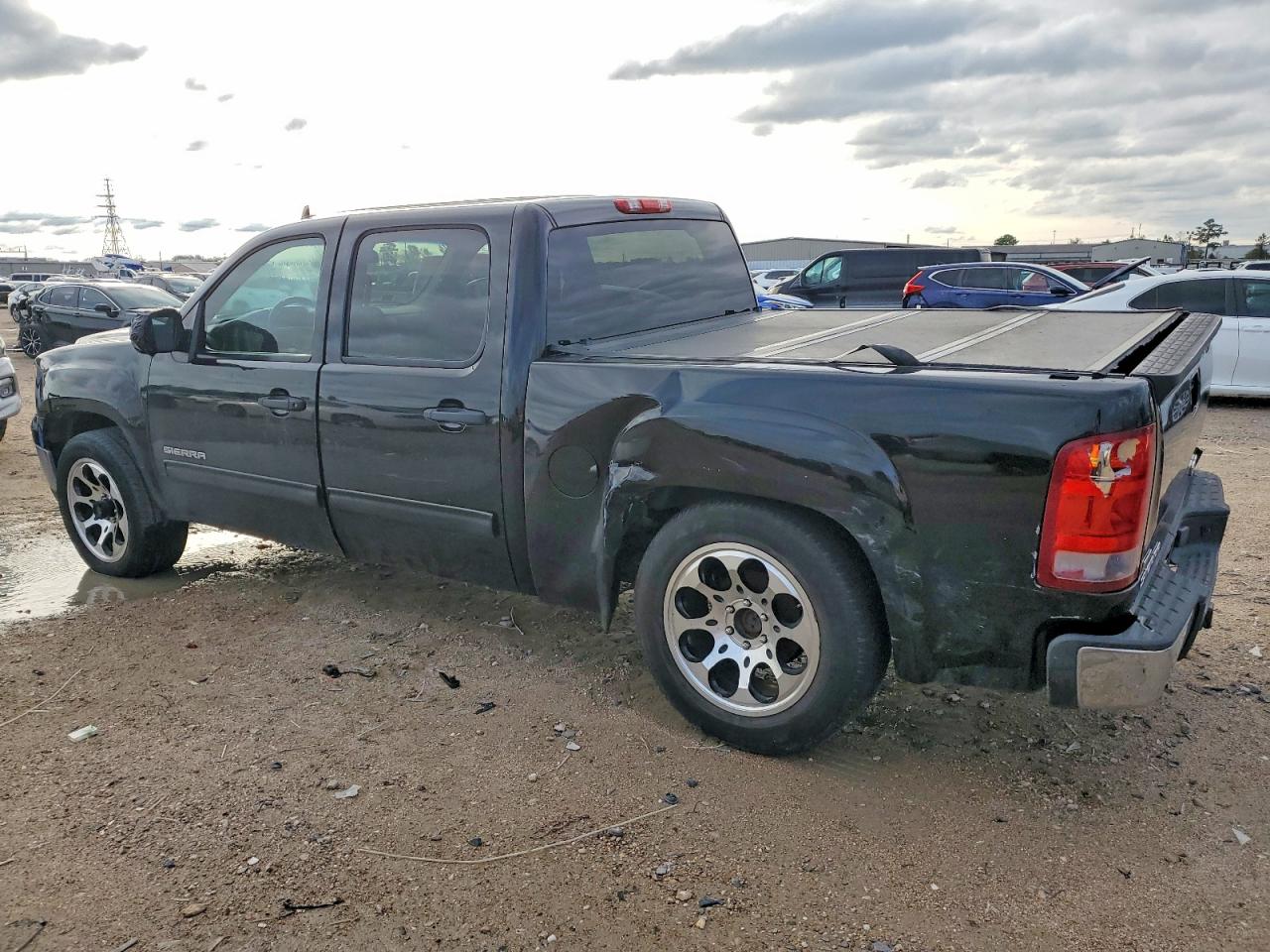 2010 GMC SIERRA C1500 SL photo 3