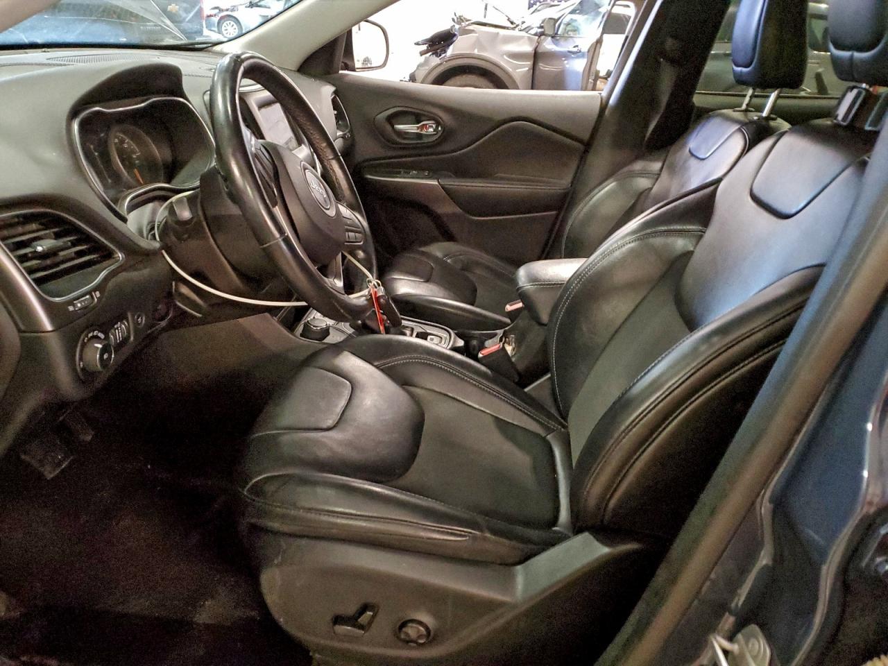 2019 JEEP CHEROKEE LATITUDE PLUS photo 19