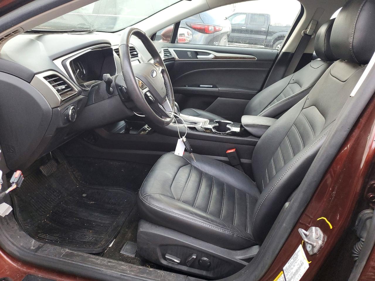 2016 FORD FUSION SE photo 19