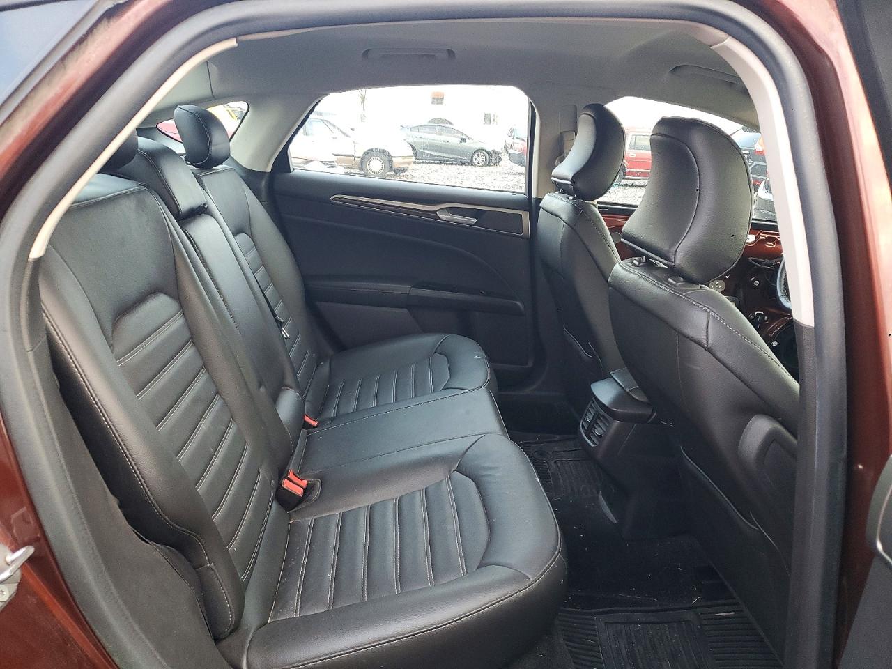 2016 FORD FUSION SE photo 28
