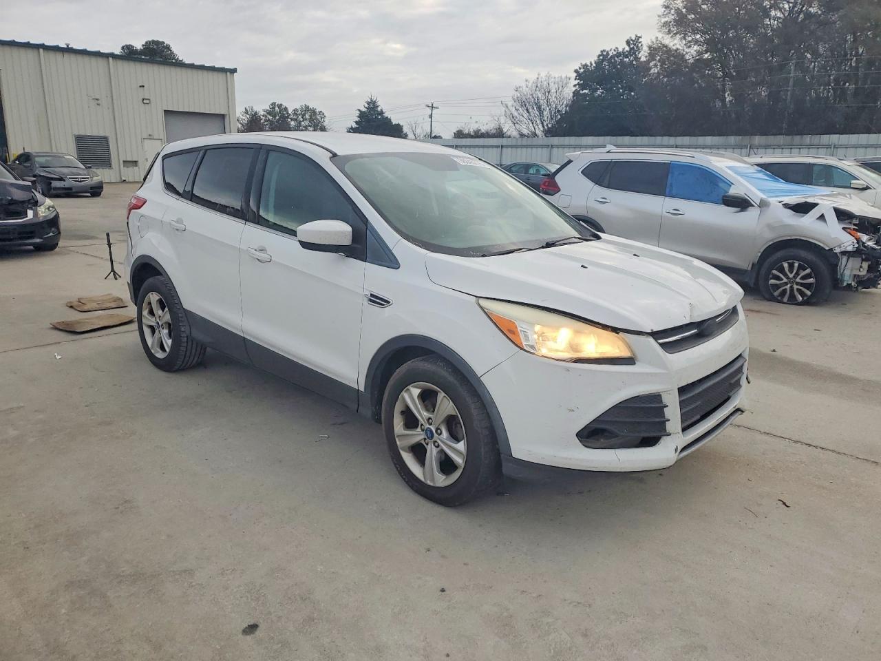 2013 FORD ESCAPE SE photo 4