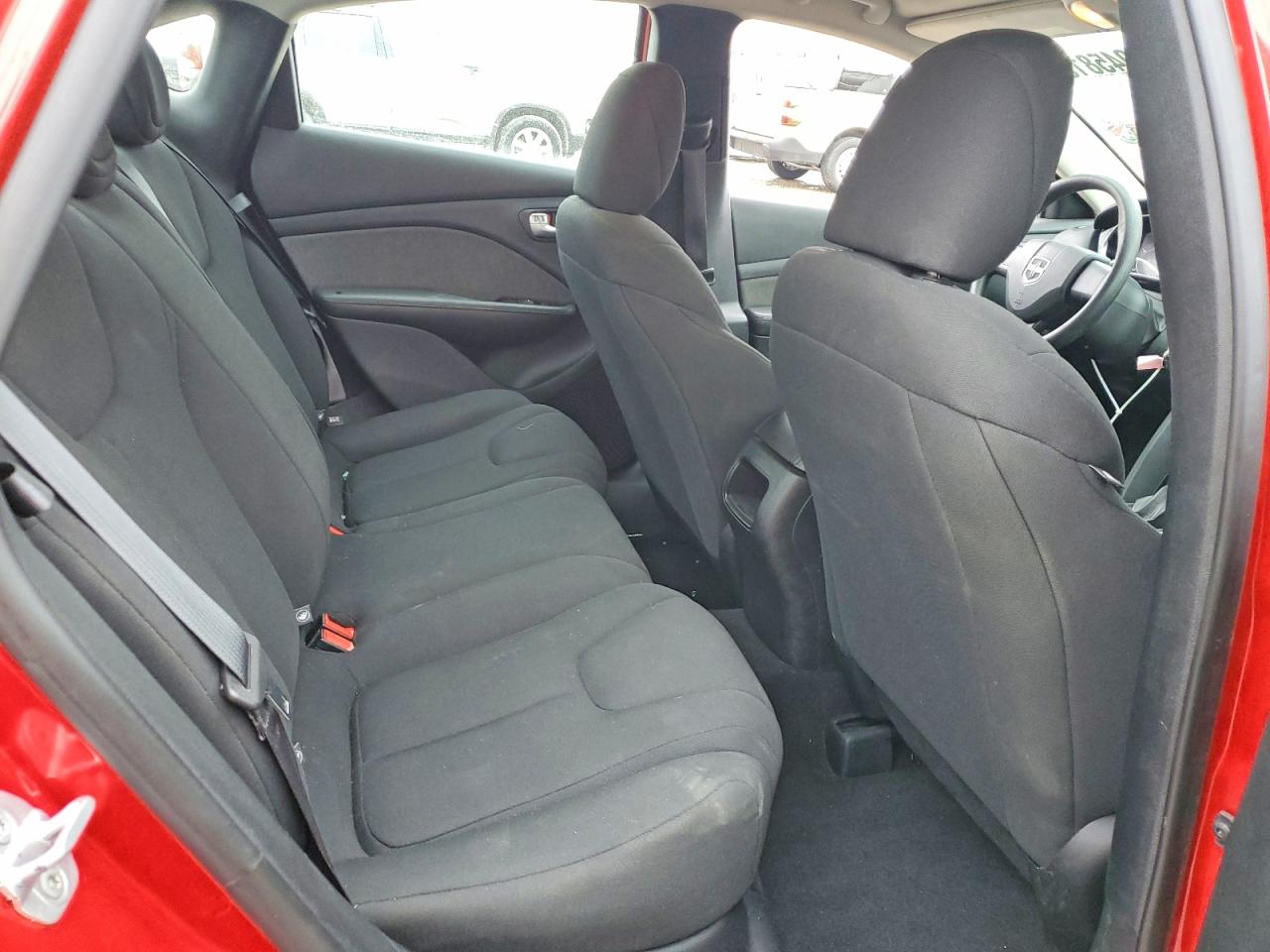 2013 DODGE DART SE photo 10