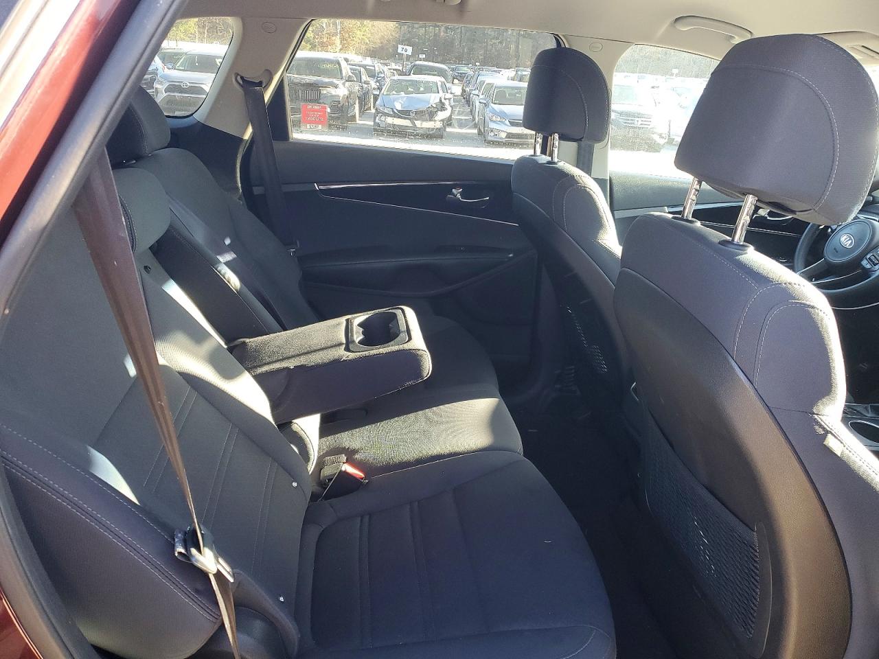 2017 KIA SORENTO photo 11