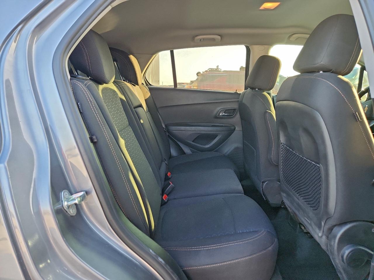 2020 CHEVROLET TRAX LS photo 11