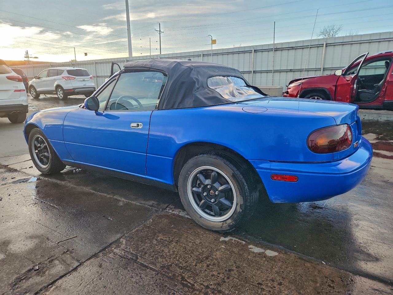 1991 MAZDA MX-5 MIATA photo 4