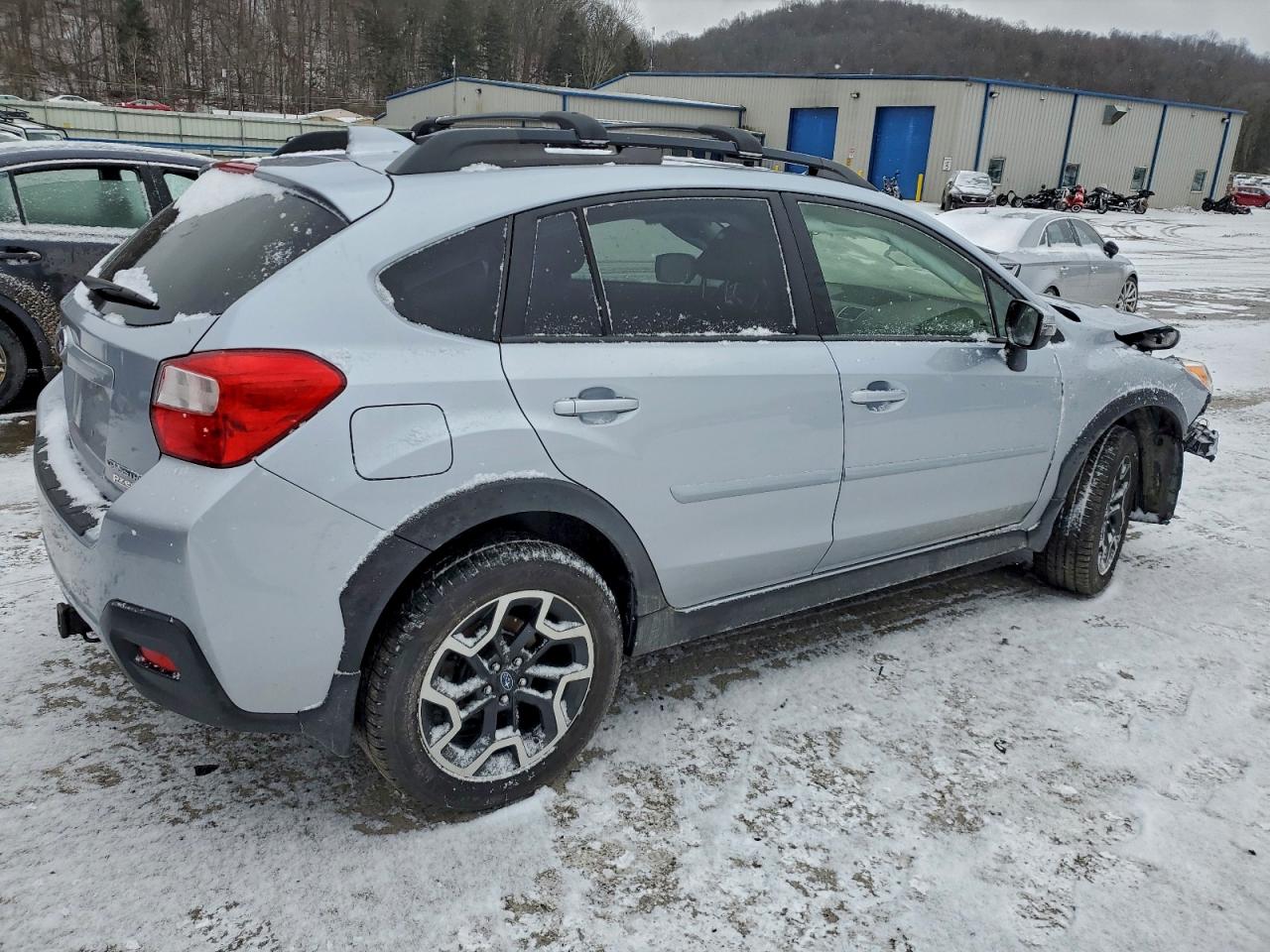2017 SUBARU CROSSTREK LIMITED photo 3