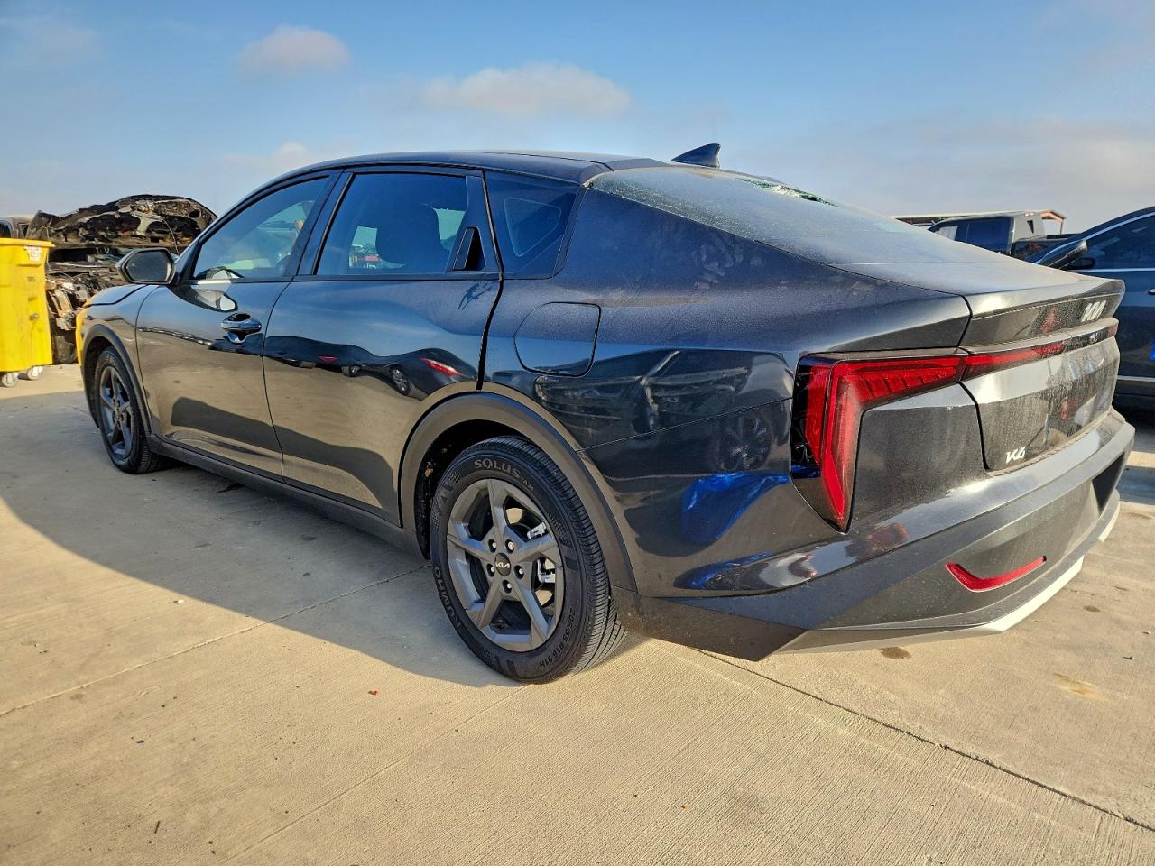 2025 KIA K4 photo 2