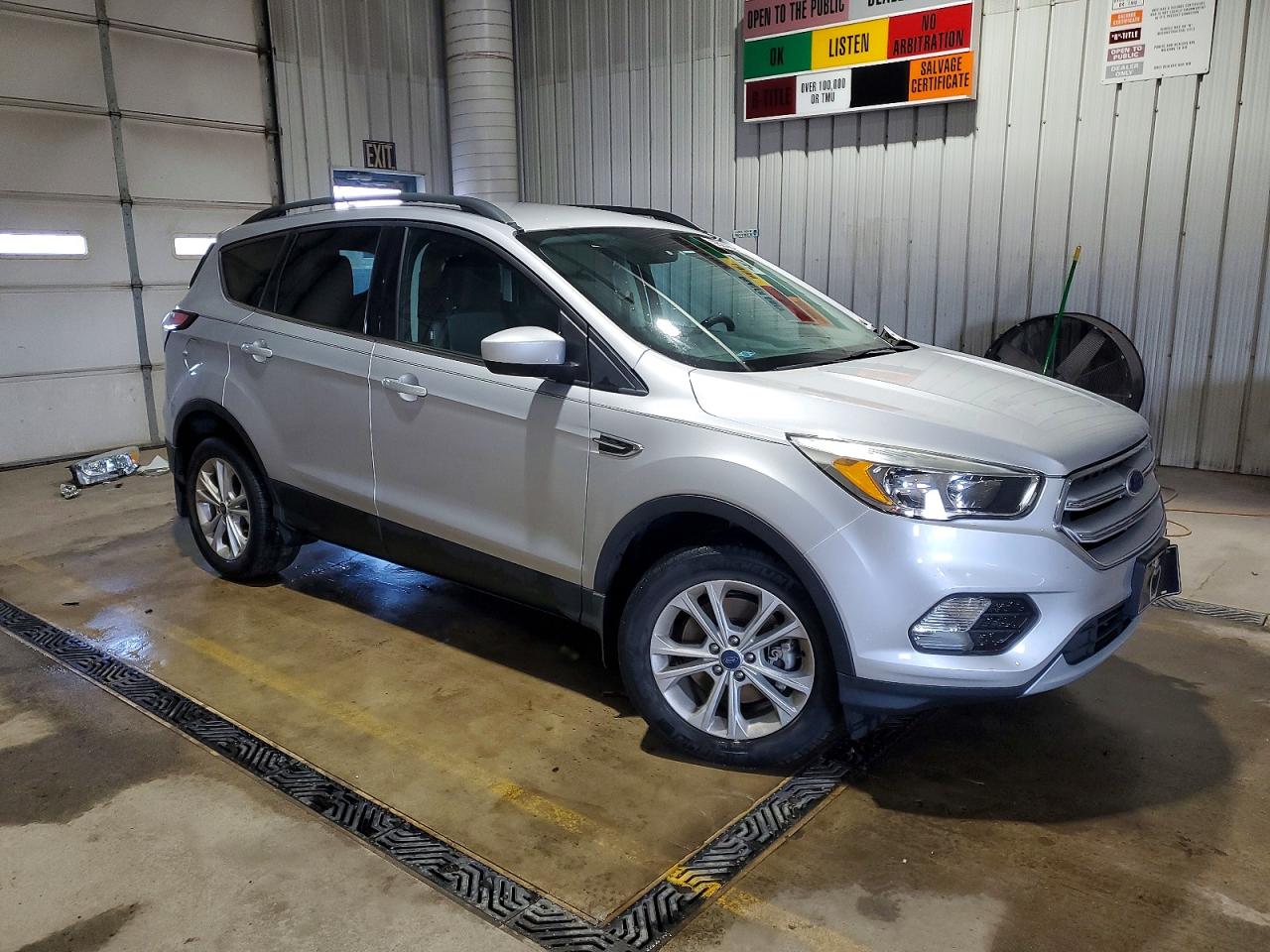 2018 FORD ESCAPE SE photo 4