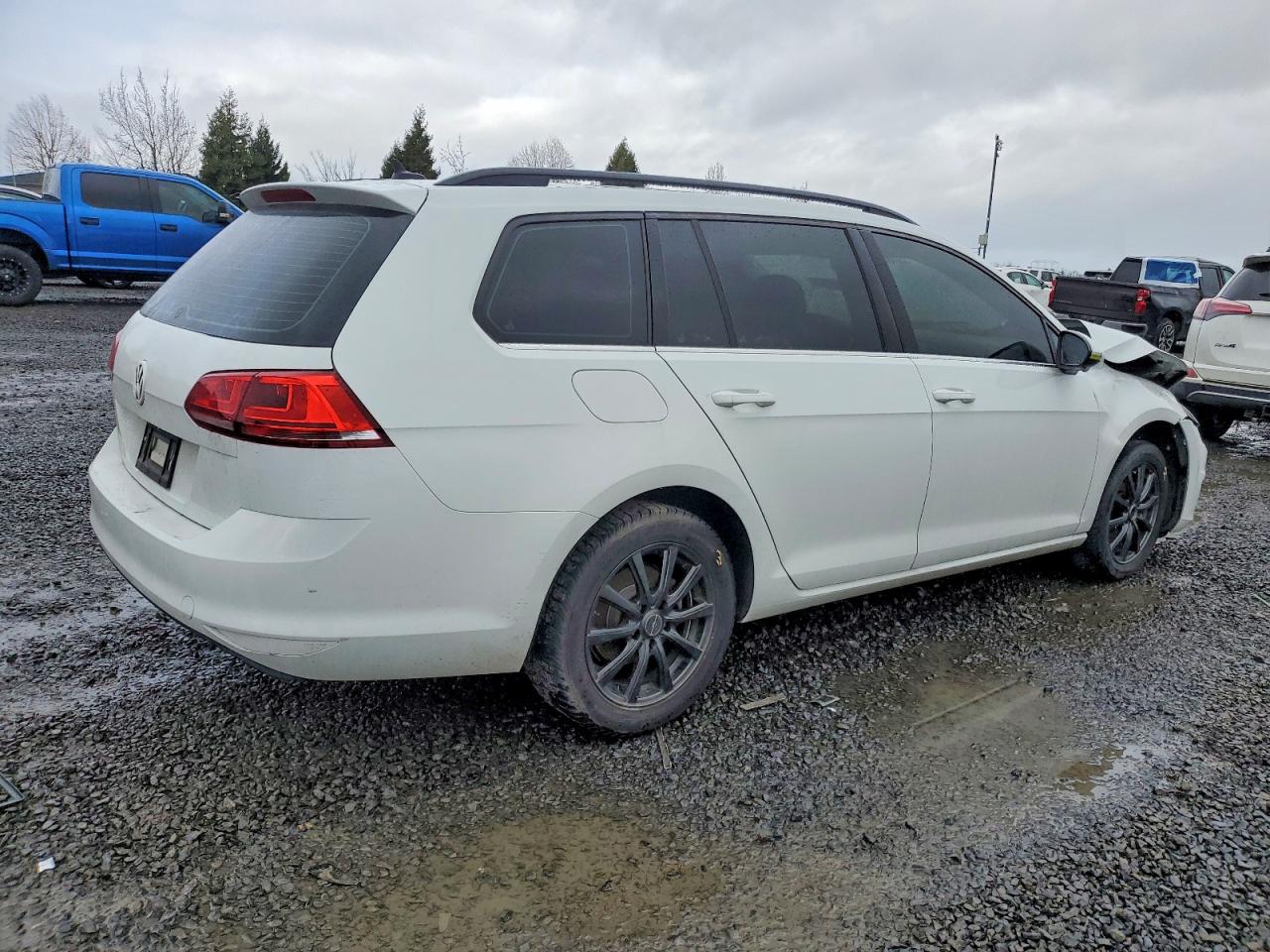 2017 VOLKSWAGEN GOLF SPORTWAGEN S photo 3