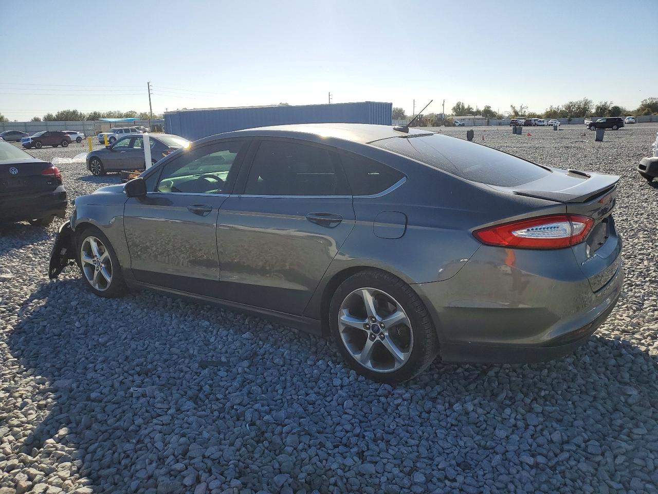 2014 FORD FUSION SE photo 2