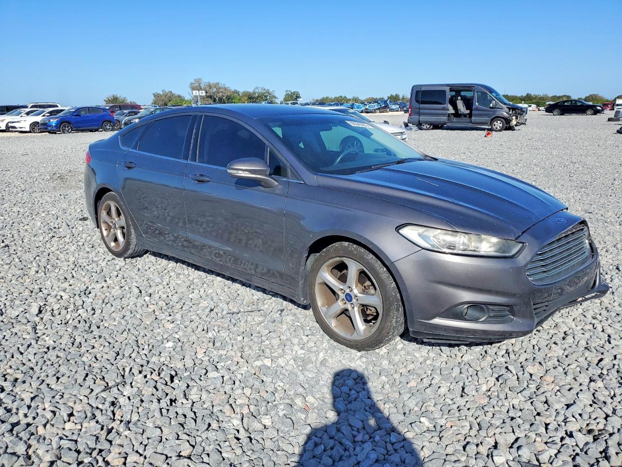 2014 FORD FUSION SE photo 4