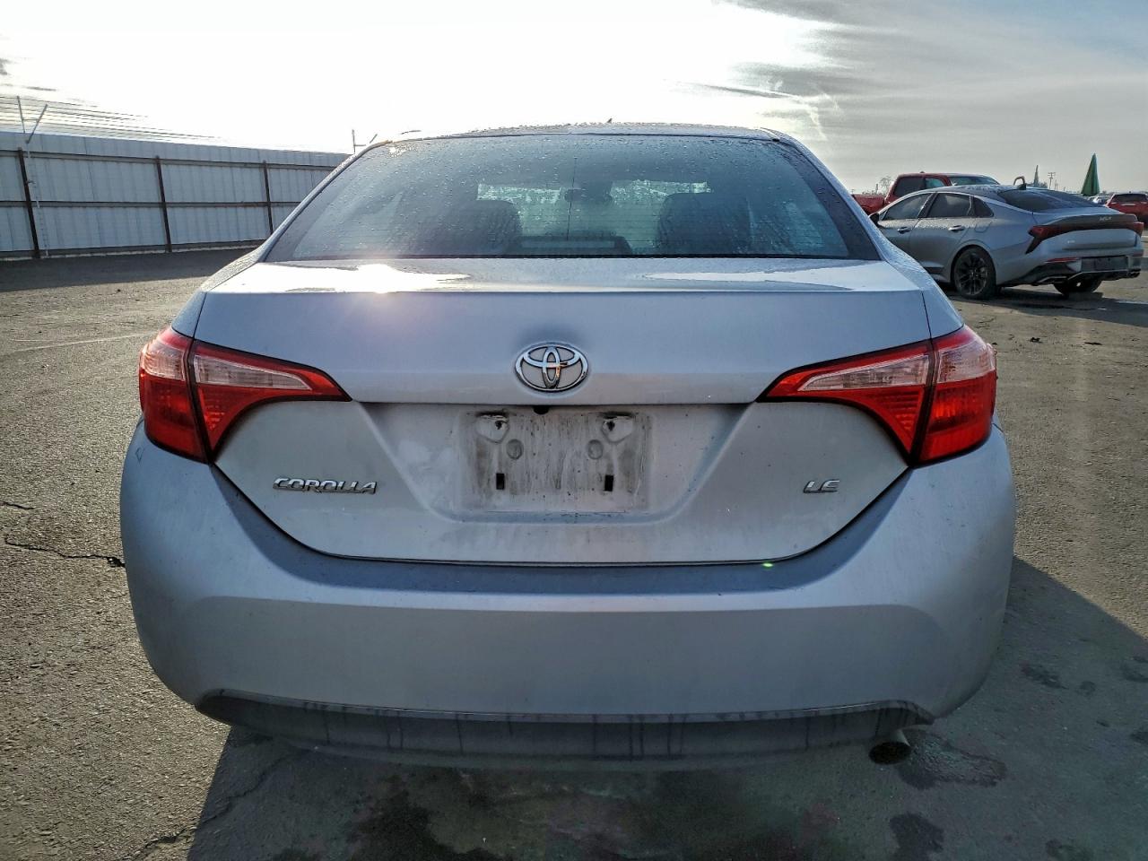 2018 TOYOTA COROLLA L photo 6