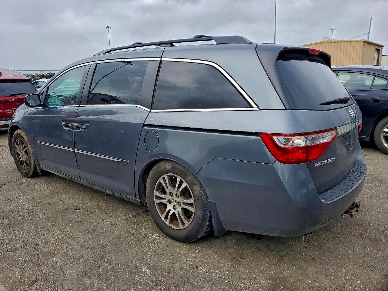 2012 HONDA ODYSSEY EXL photo 3
