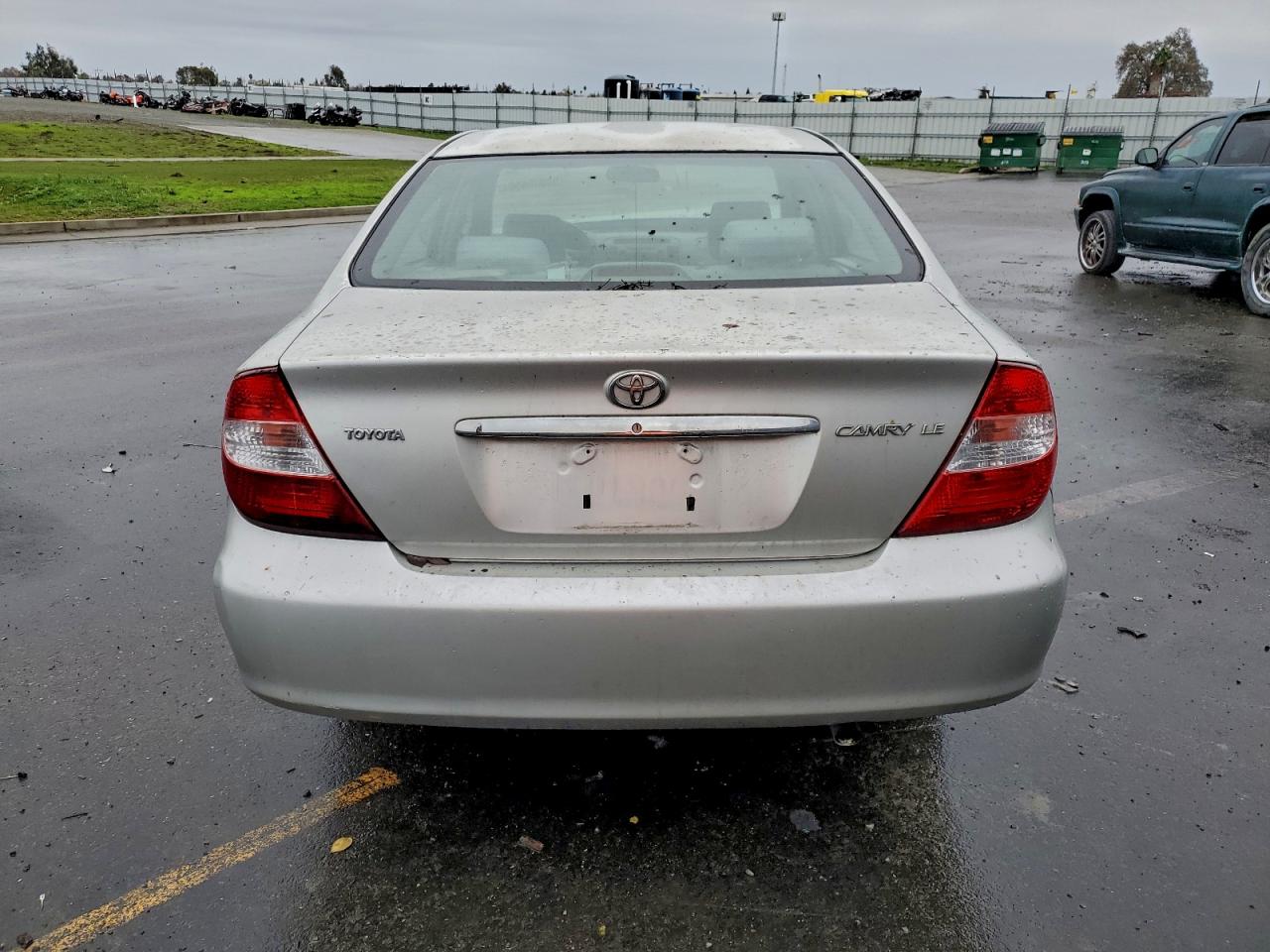 2004 TOYOTA CAMRY LE photo 6