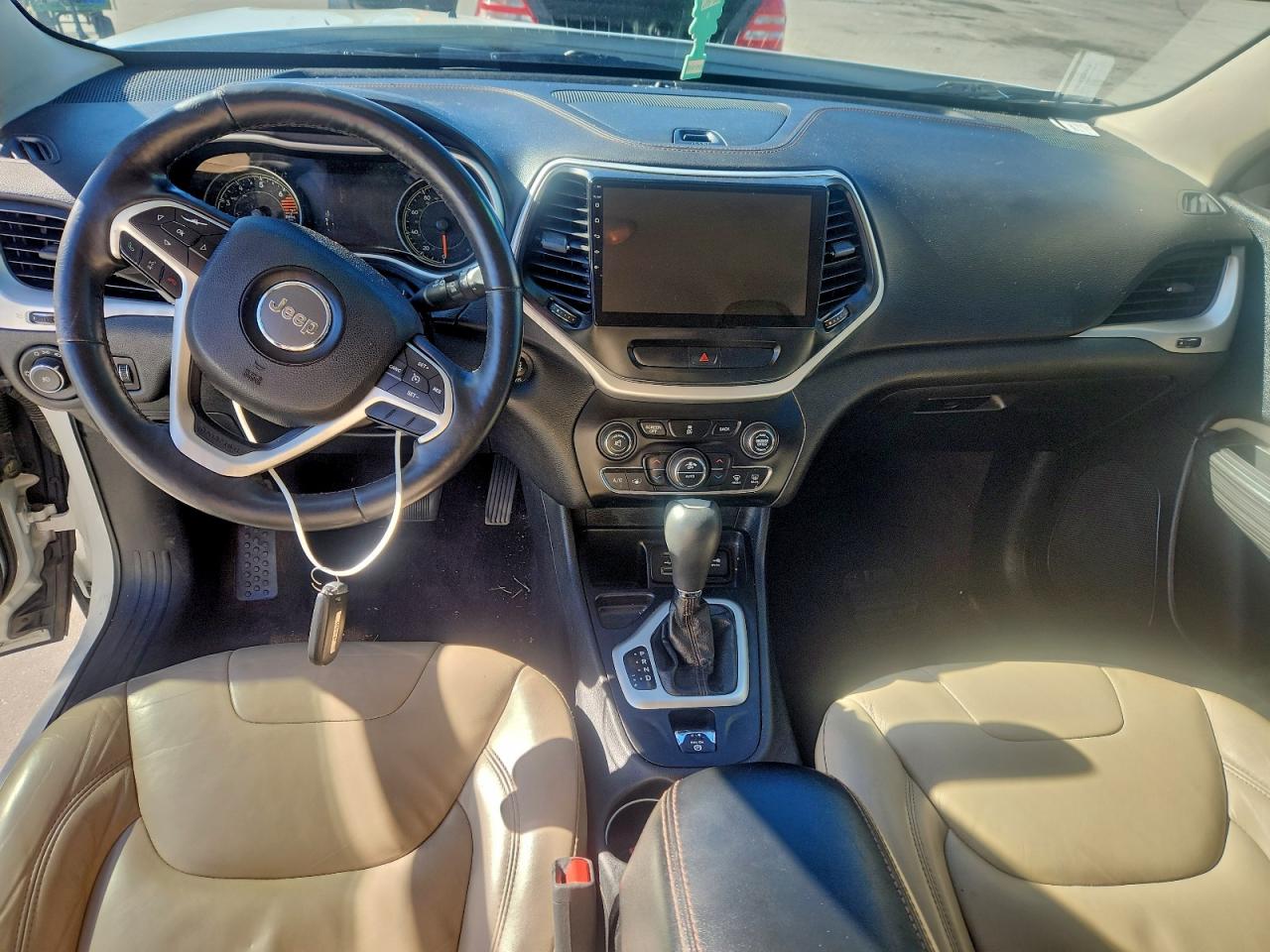 2017 JEEP CHEROKEE LIMITED photo 8