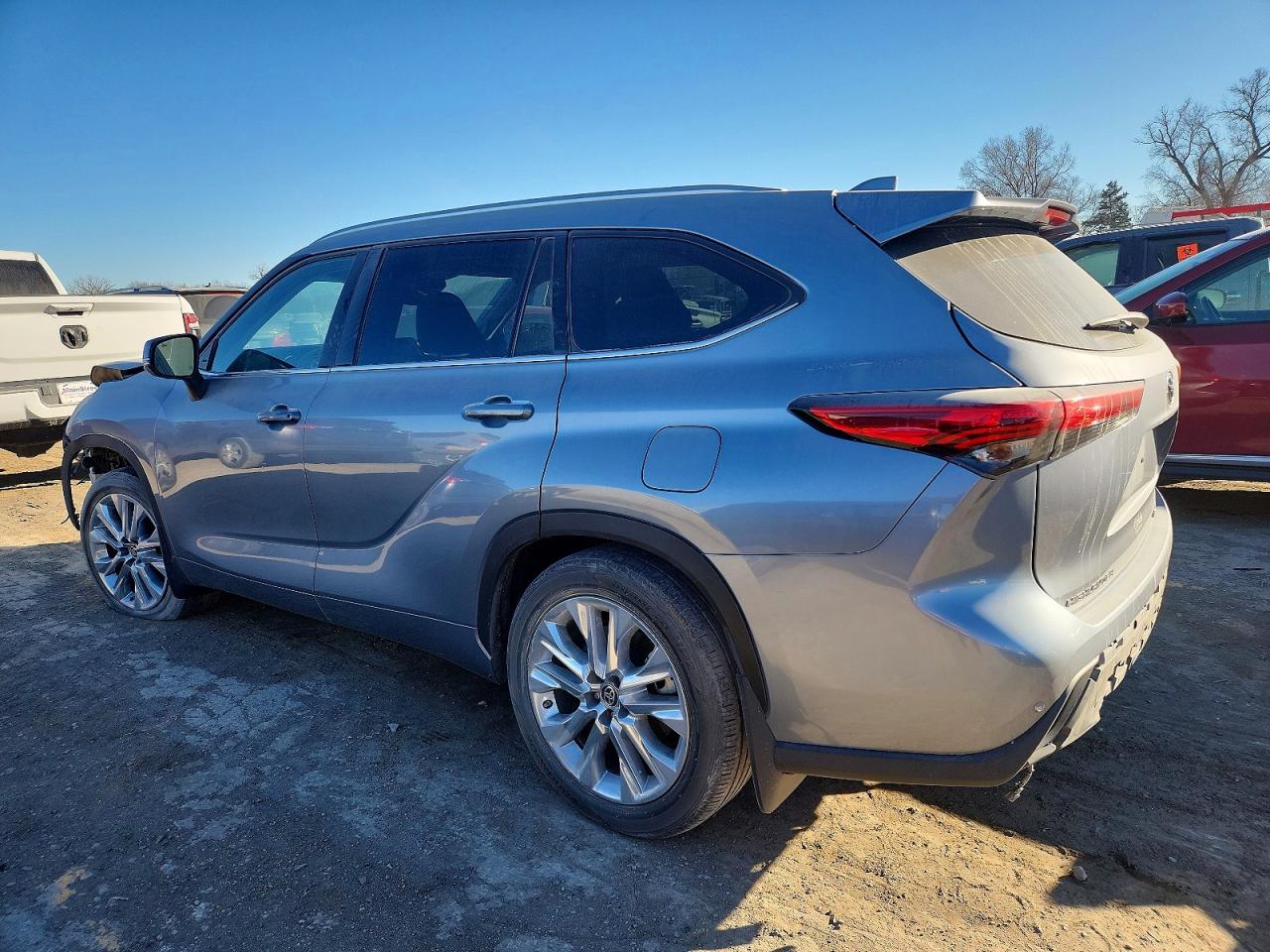 2021 TOYOTA HIGHLANDER LIMITED photo 2