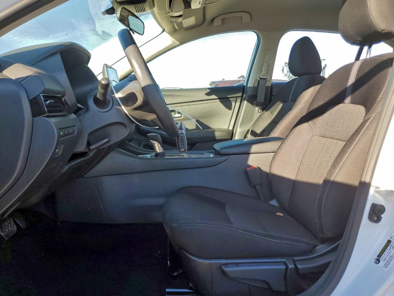 2025 NISSAN SENTRA SV photo 7