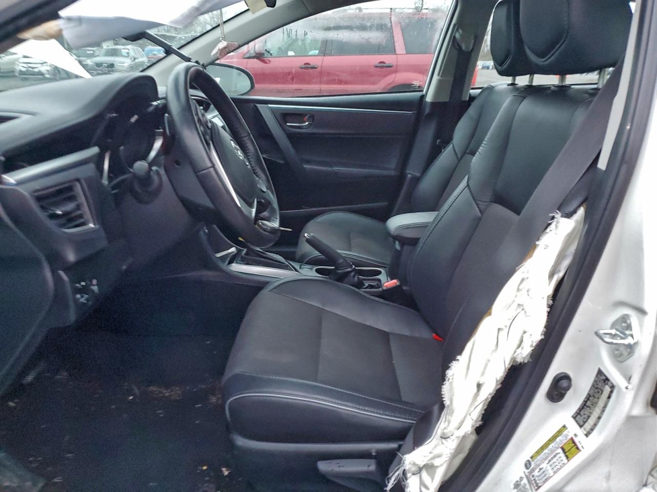 2014 TOYOTA COROLLA L photo 7