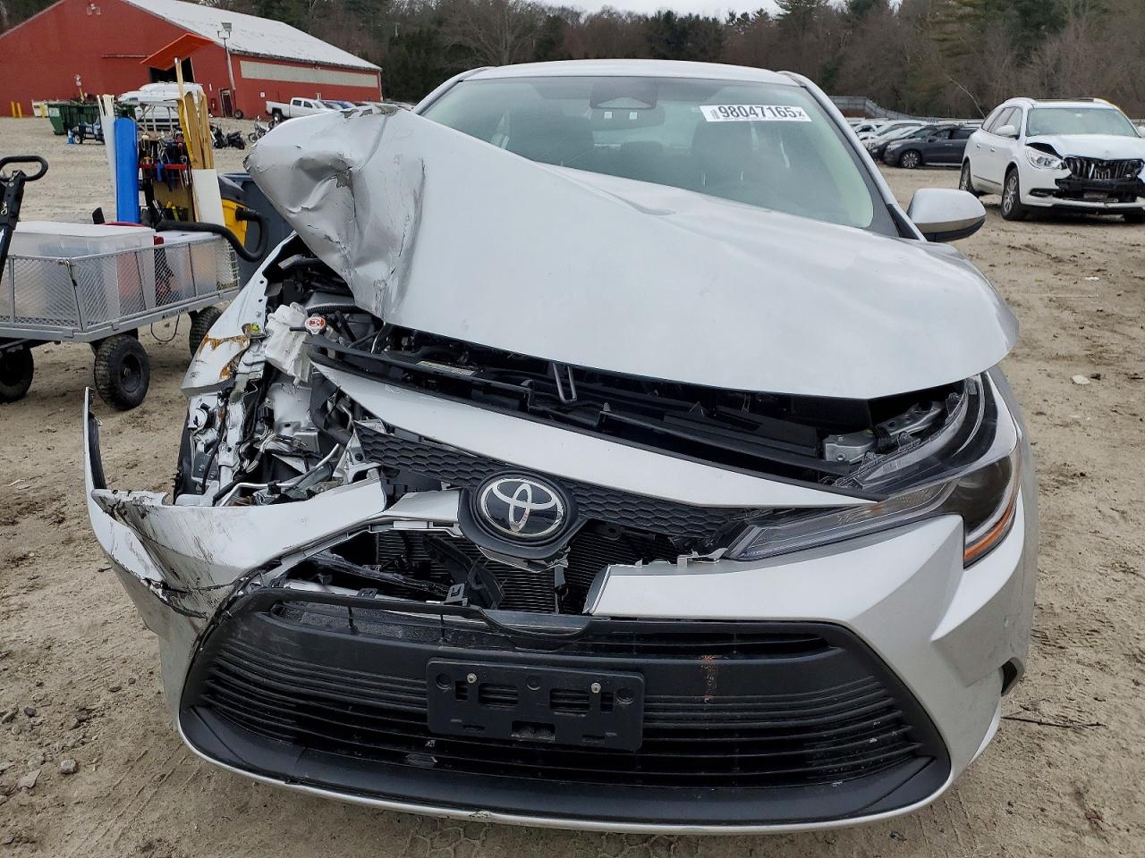 2025 TOYOTA COROLLA LE photo 5