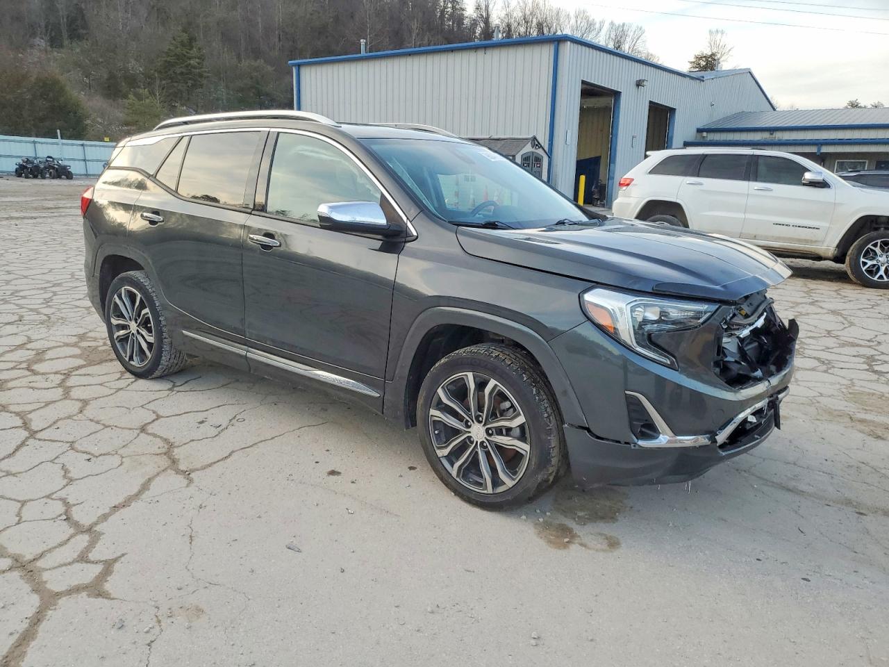 2019 GMC TERRAIN DENALI photo 4