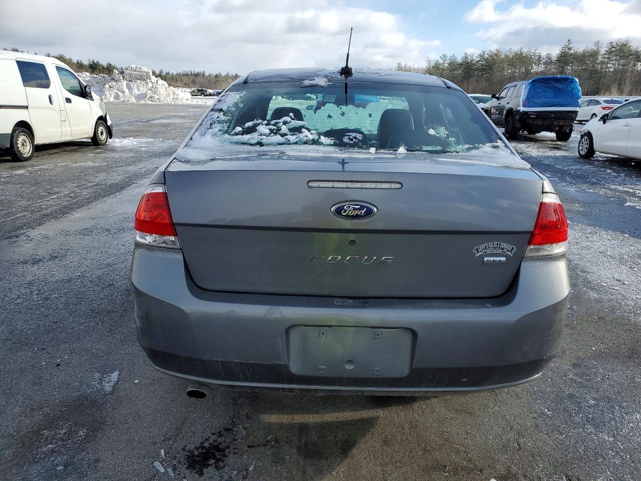 2009 FORD FOCUS SEL photo 11