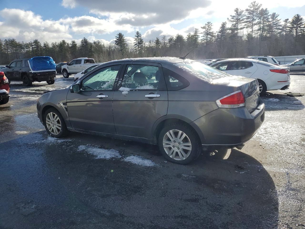 2009 FORD FOCUS SEL photo 3