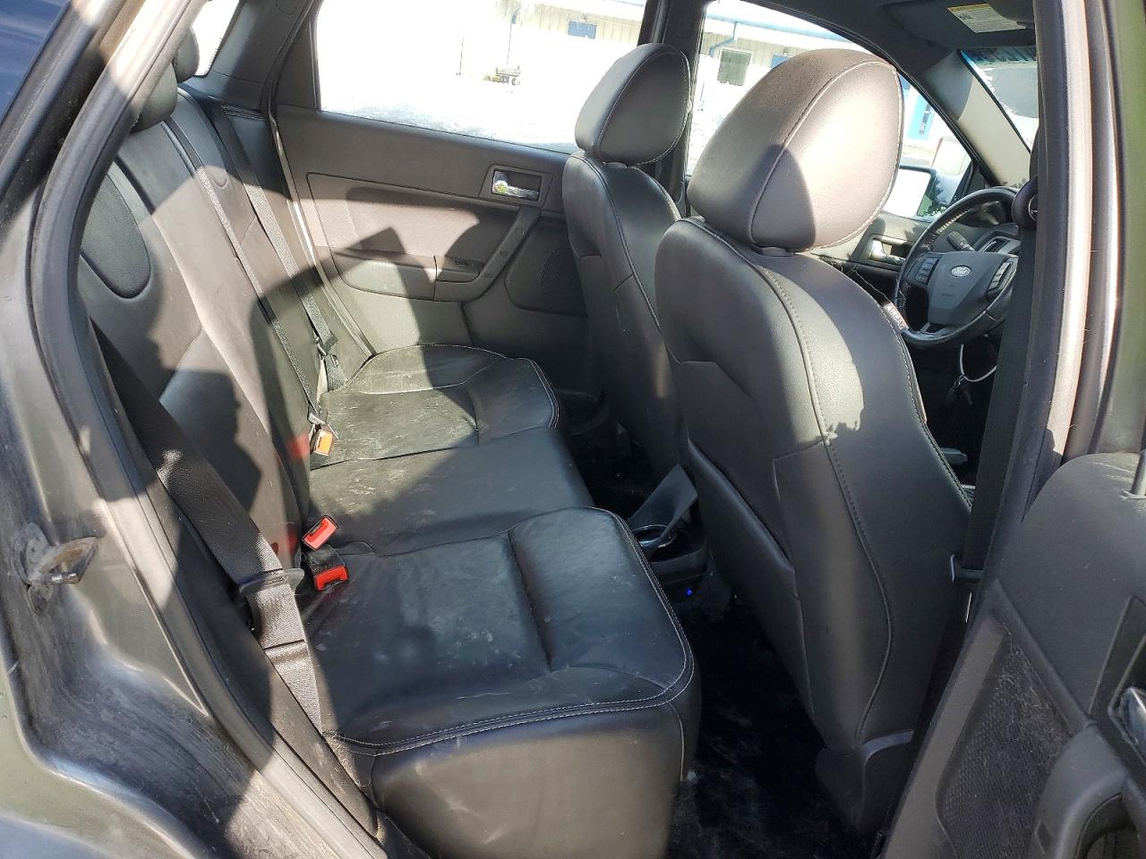 2009 FORD FOCUS SEL photo 19
