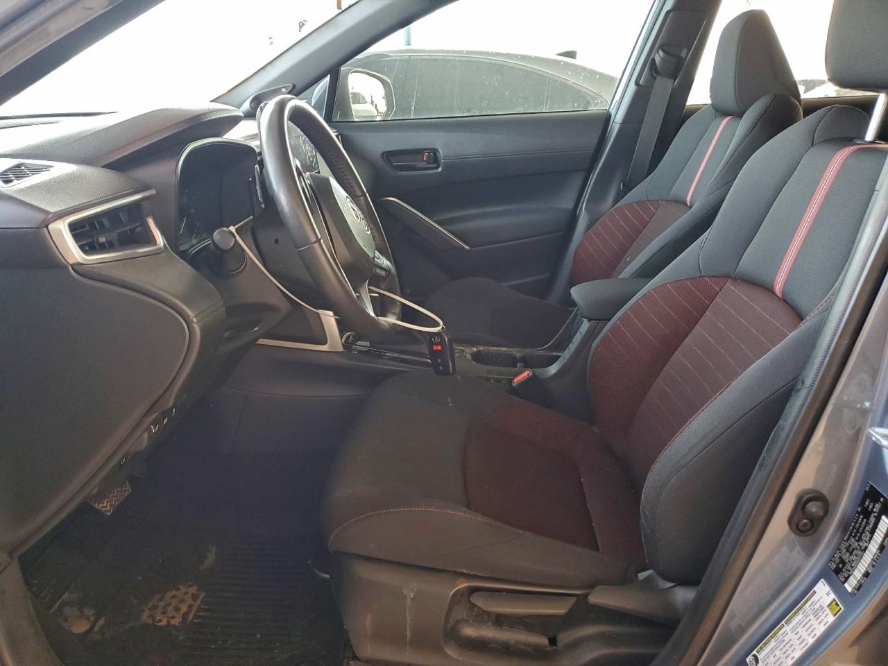 2024 TOYOTA COROLLA CROSS SE photo 7