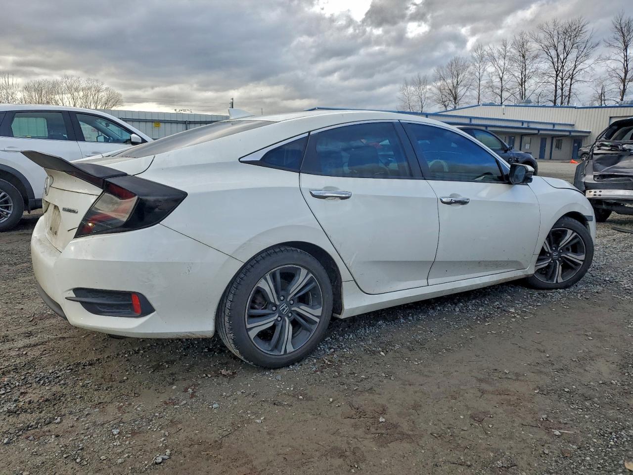 2016 HONDA CIVIC TOURING photo 3