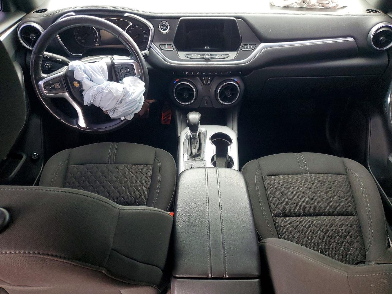 2020 CHEVROLET BLAZER 2LT photo 8
