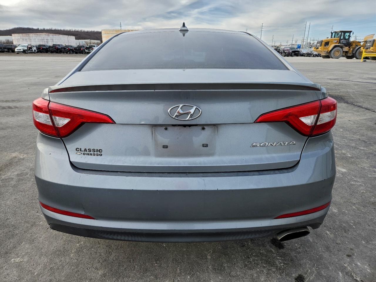 2016 HYUNDAI SONATA SE photo 6