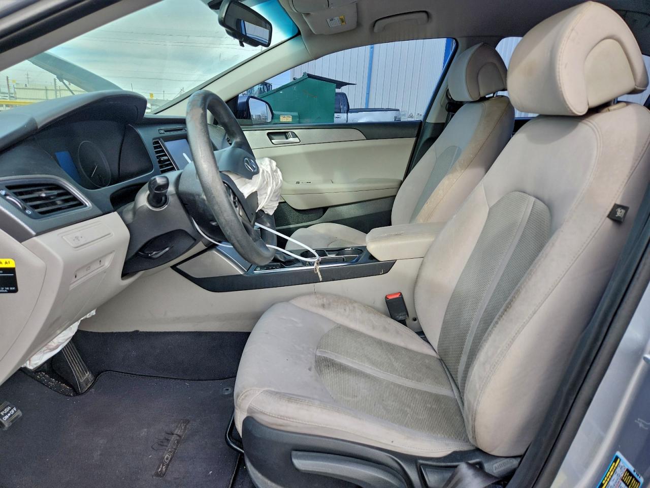 2016 HYUNDAI SONATA SE photo 7
