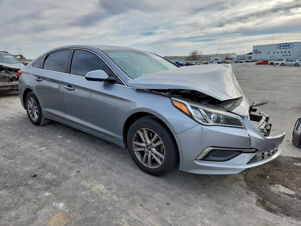 2016 HYUNDAI SONATA SE photo 4