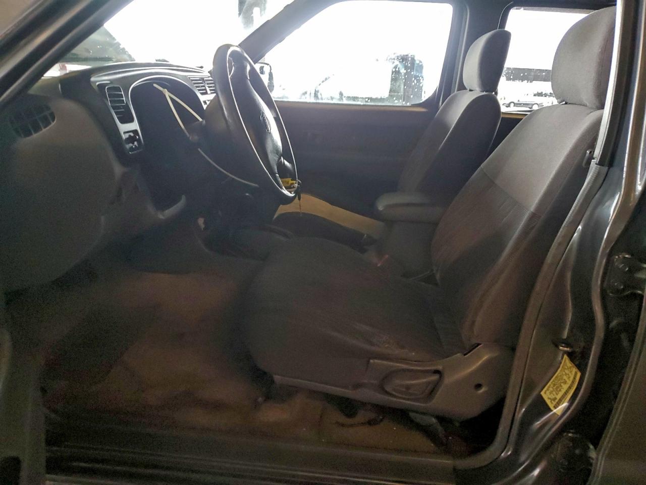 2000 NISSAN FRONTIER CREW CAB XE photo 7