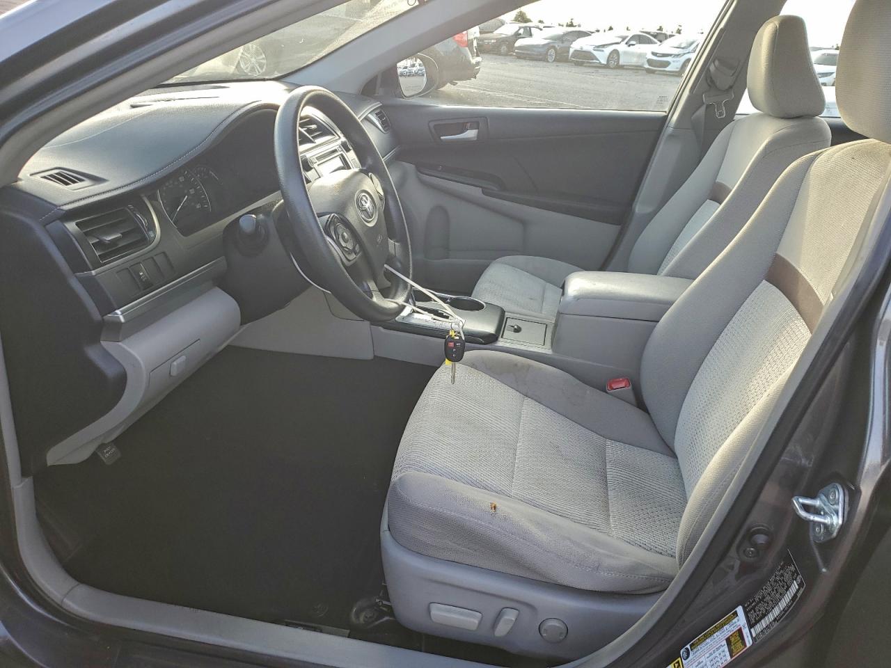 2012 TOYOTA CAMRY BASE photo 7