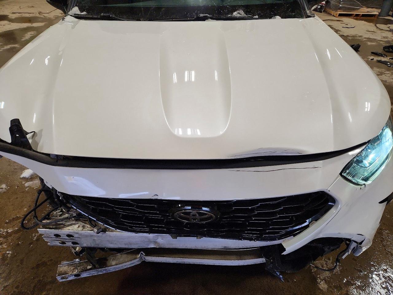 2021 TOYOTA HIGHLANDER XSE photo 23