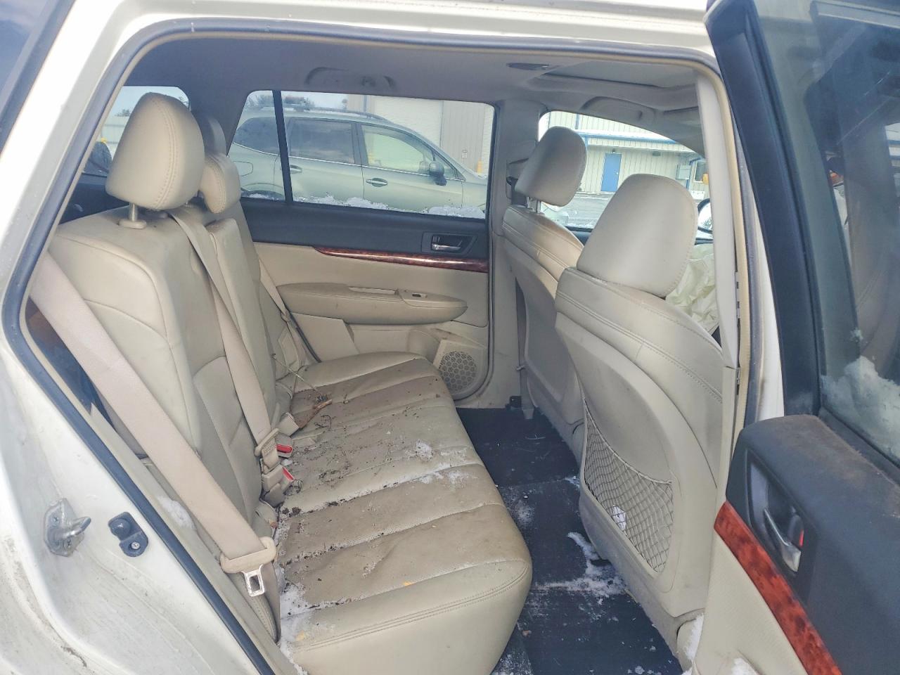 2010 SUBARU OUTBACK 2.5I LIMITED photo 10