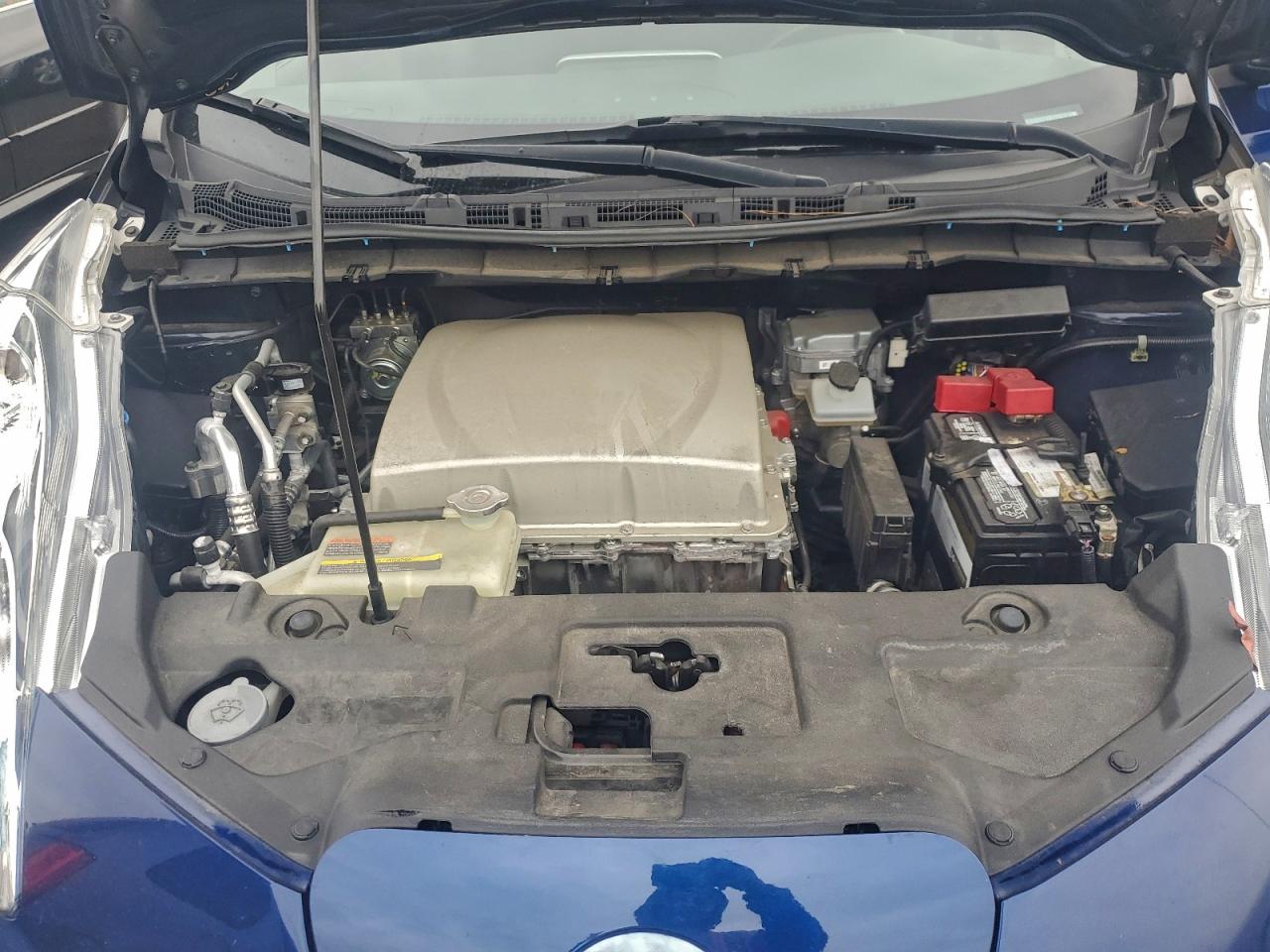 2016 NISSAN LEAF SV photo 11
