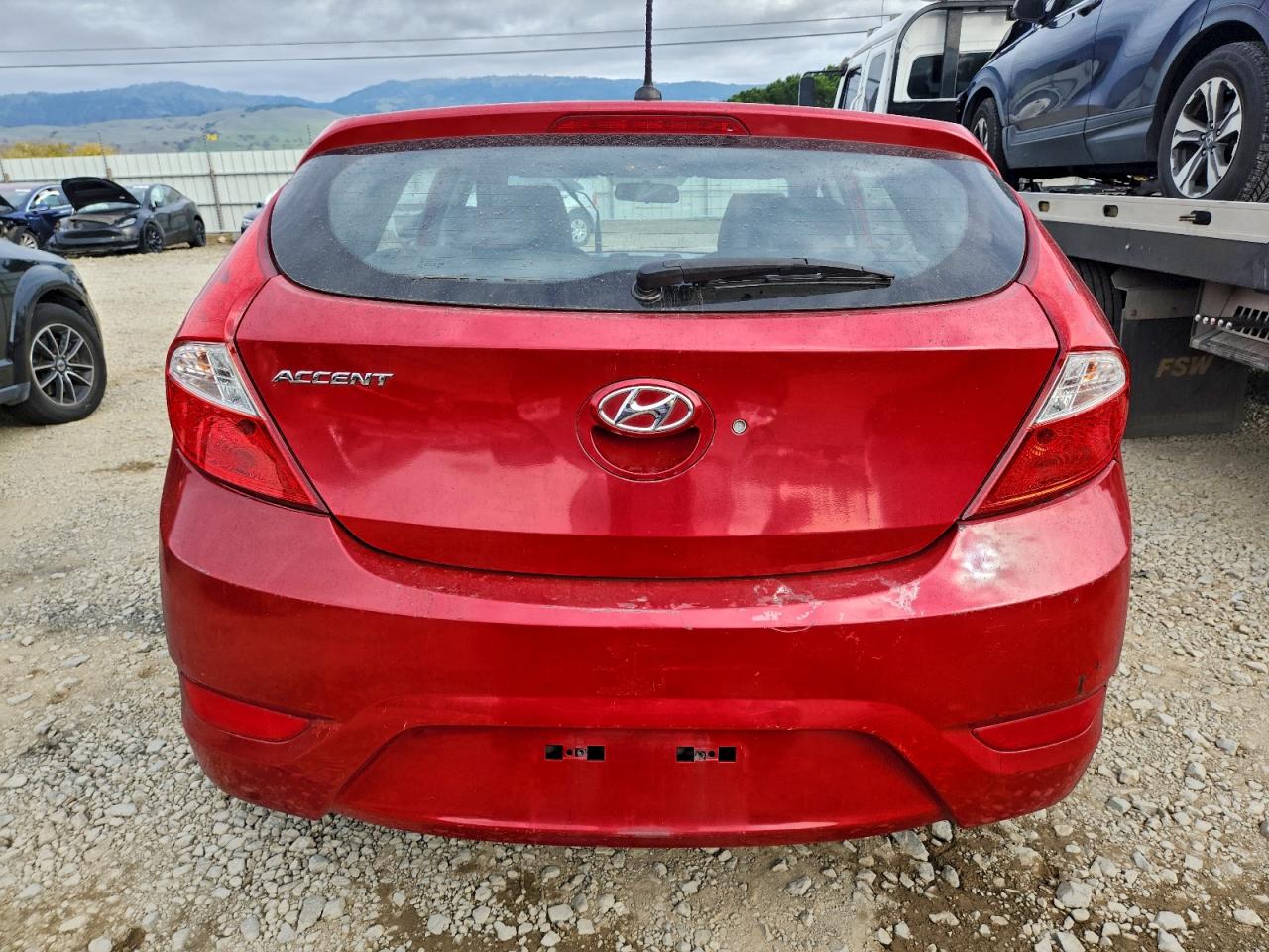 2017 HYUNDAI ACCENT SE photo 6