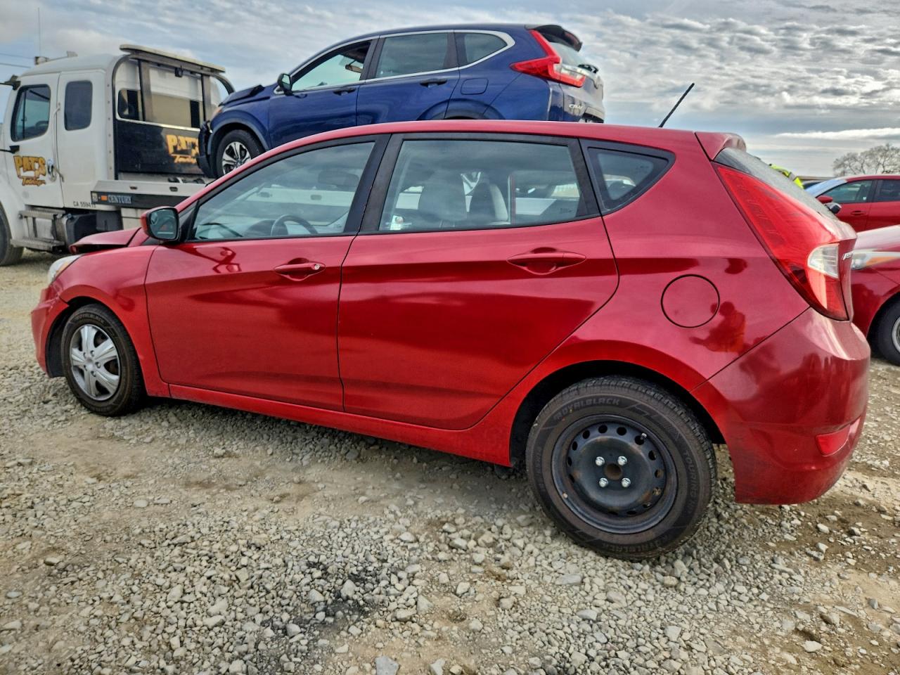 2017 HYUNDAI ACCENT SE photo 2