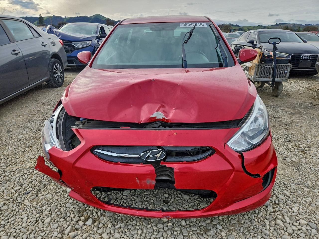 2017 HYUNDAI ACCENT SE photo 5