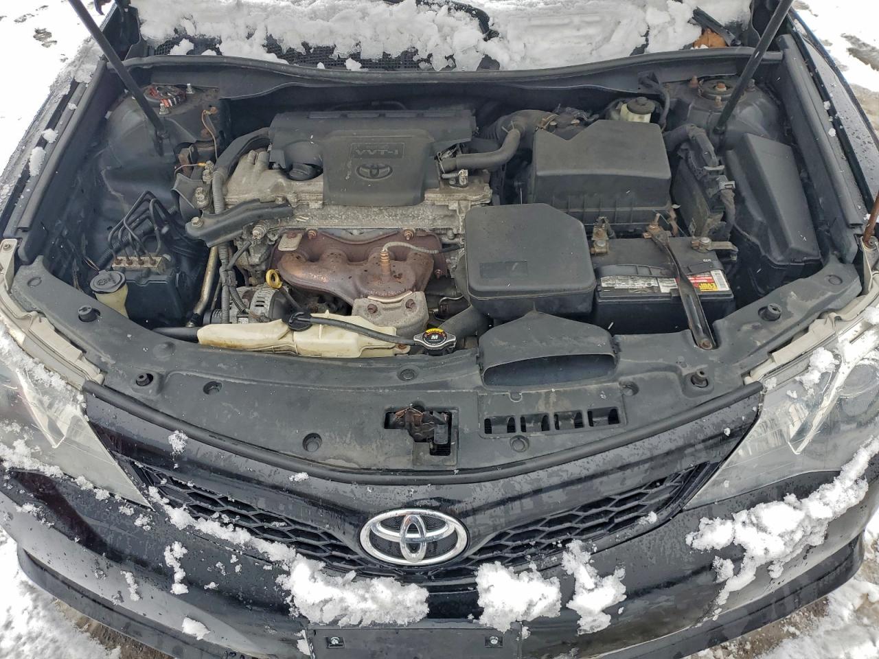 2012 TOYOTA CAMRY BASE photo 11