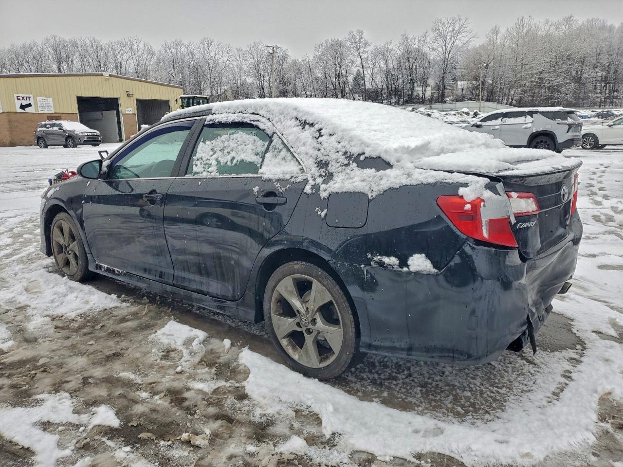2012 TOYOTA CAMRY BASE photo 2