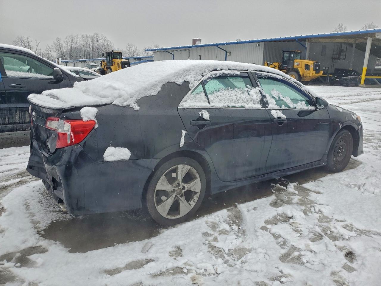 2012 TOYOTA CAMRY BASE photo 3