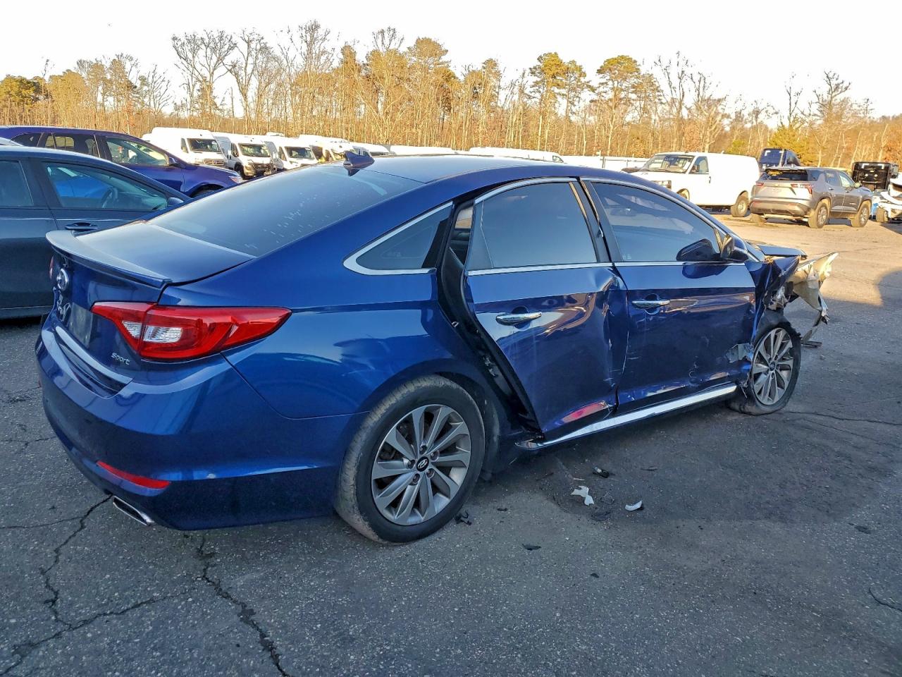 2015 HYUNDAI SONATA SPORT photo 3