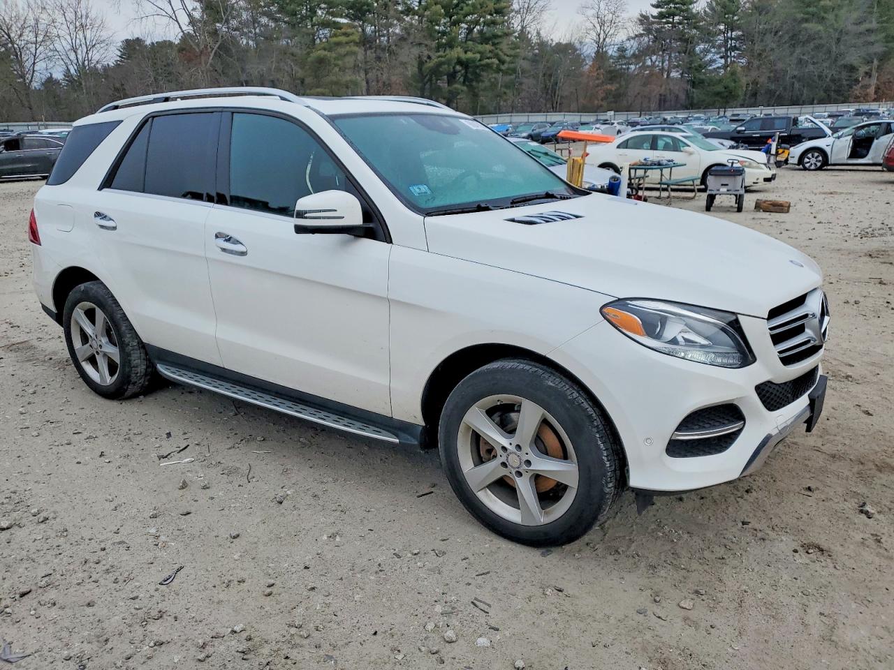 2016 MERCEDES-BENZ GLE 350 4MATIC photo 4