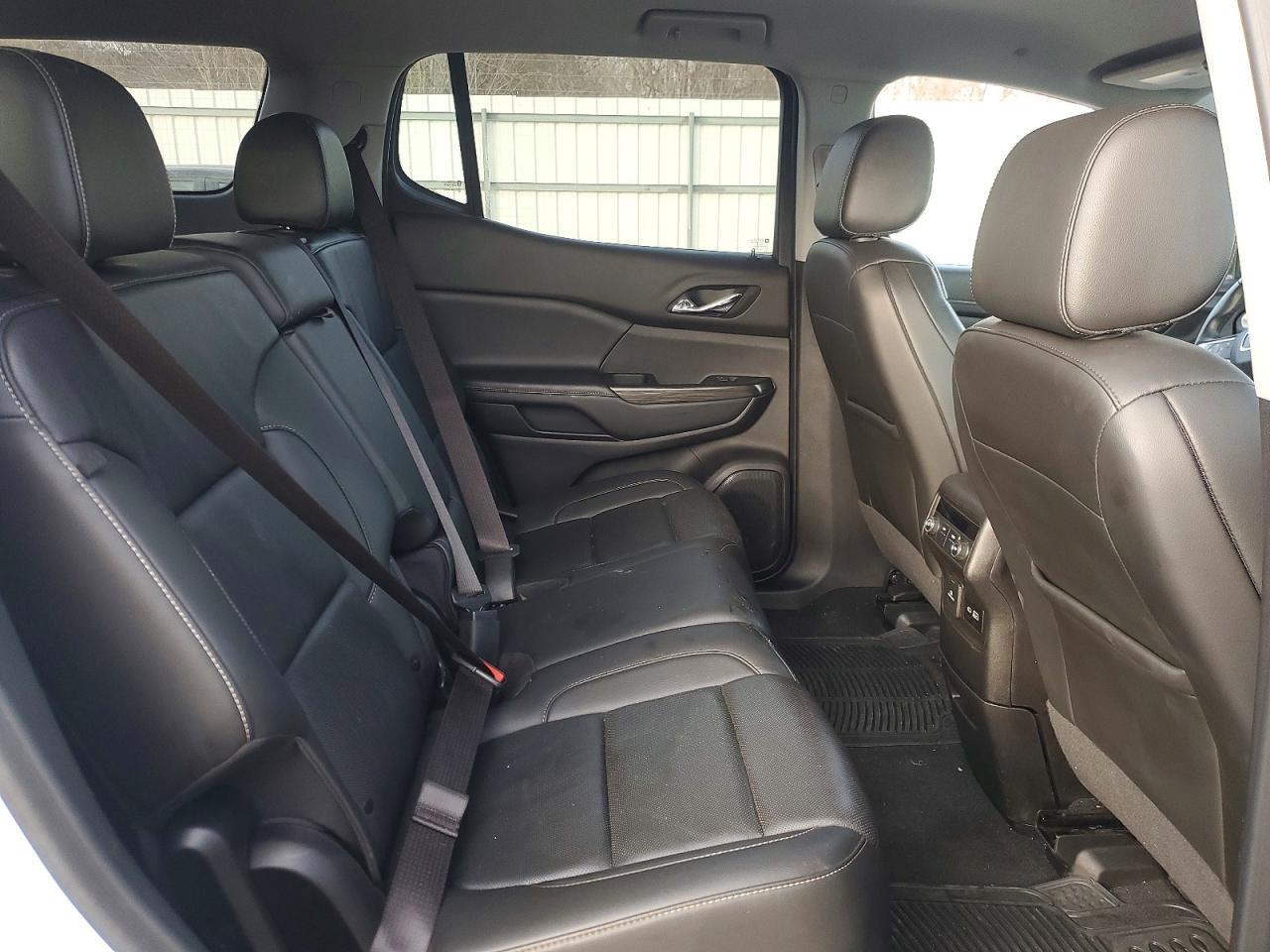 2023 GMC ACADIA SLT photo 11