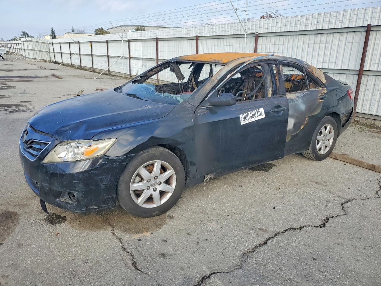 2011 TOYOTA CAMRY