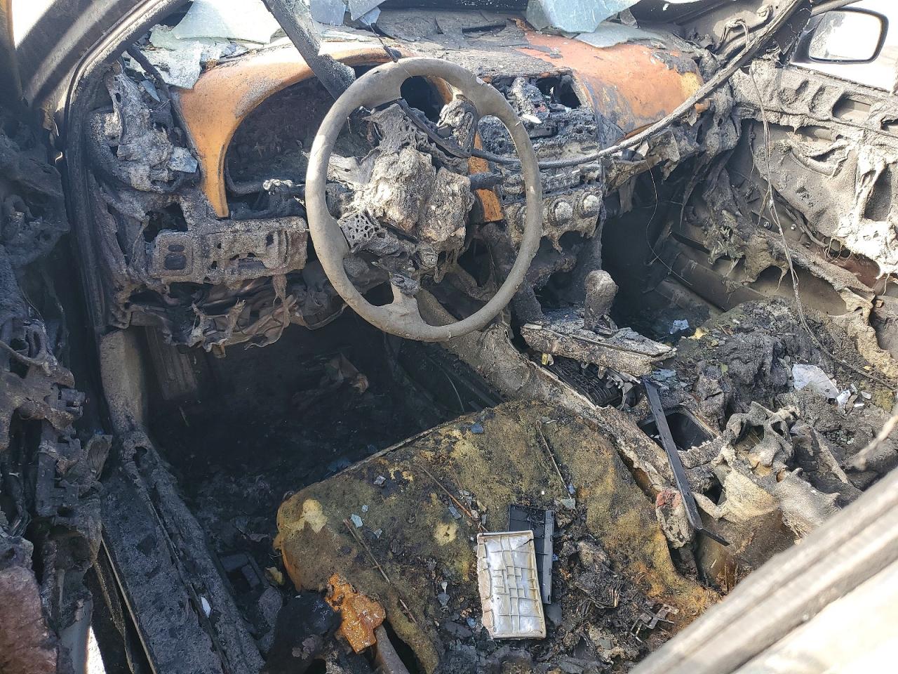 2011 TOYOTA CAMRY BASE photo 15