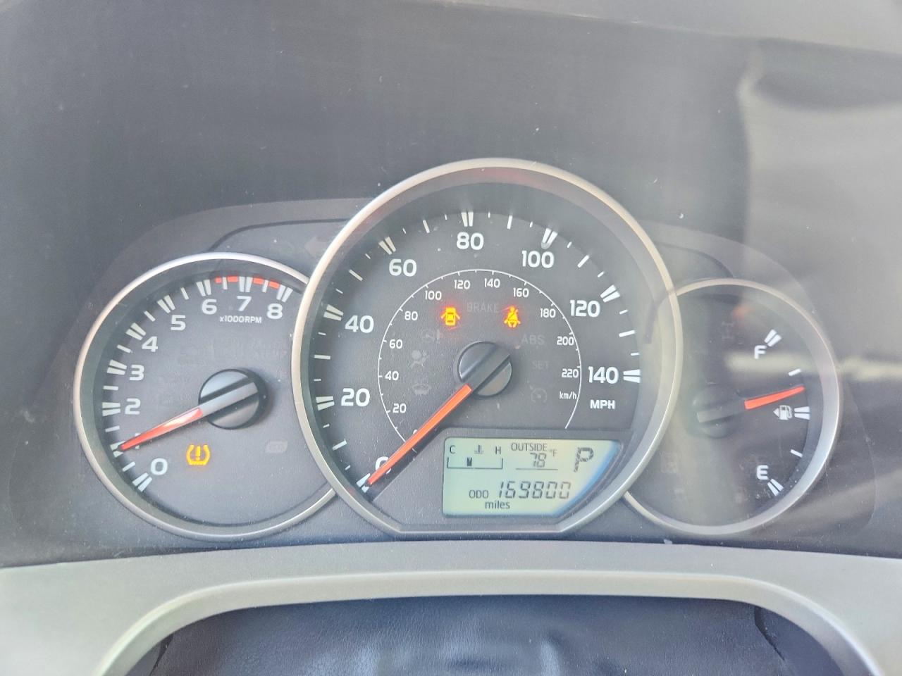 2016 TOYOTA RAV4 LE photo 9